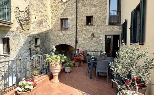 Apartment in Montescudaio, Tuscany, Italy 1