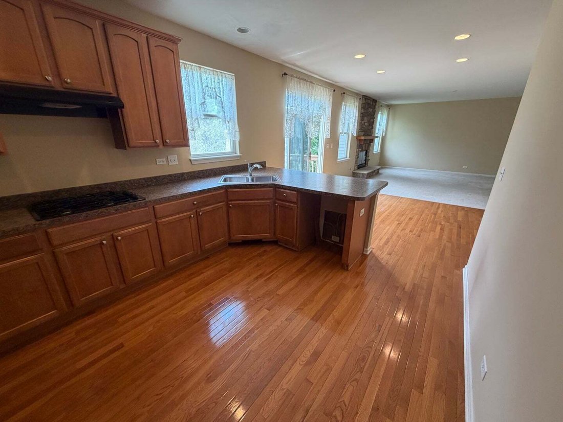House in Oswego, Illinois, United States 5 - 18663094