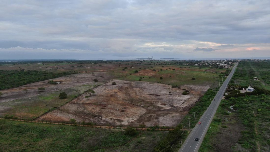 Land in Data de Posorja, Guayas, Ecuador 1 - 18660064