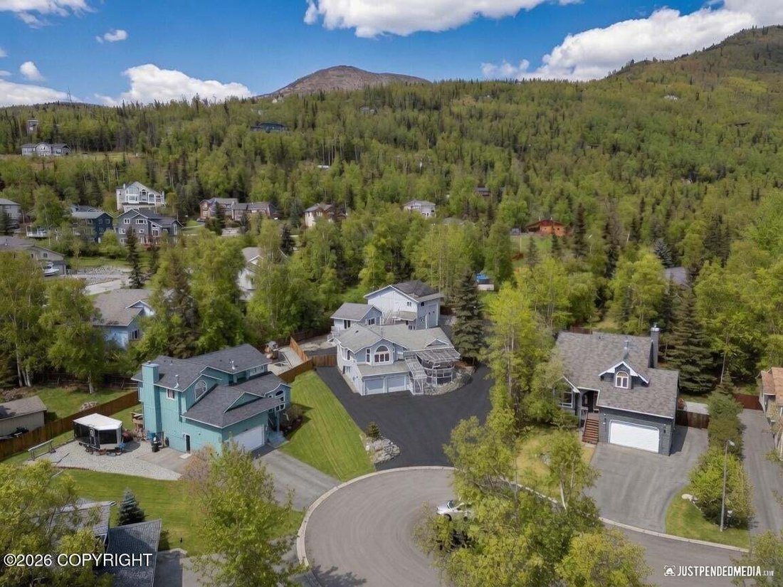 House in Anchorage, Alaska, United States 3 - 18659048