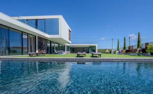 House in Famalicao, Leiria District, Portugal 1