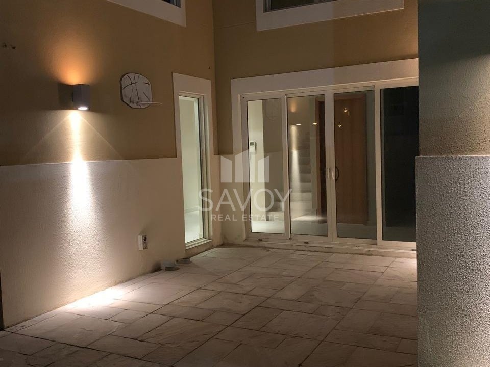 Townhouse in Khalifa City, Abu Dhabi Emirate, United Arab Emirates 1 - 18660382
