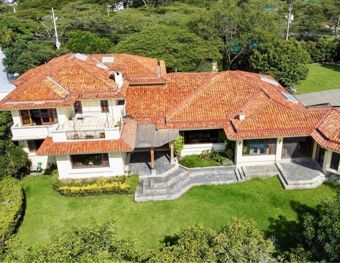 House in Quito, Pichincha, Ecuador 5 - 18661163