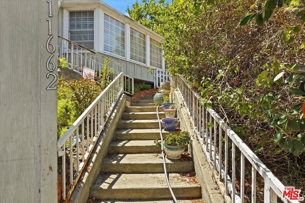 House in Los Angeles, California, United States 3 - 18662032