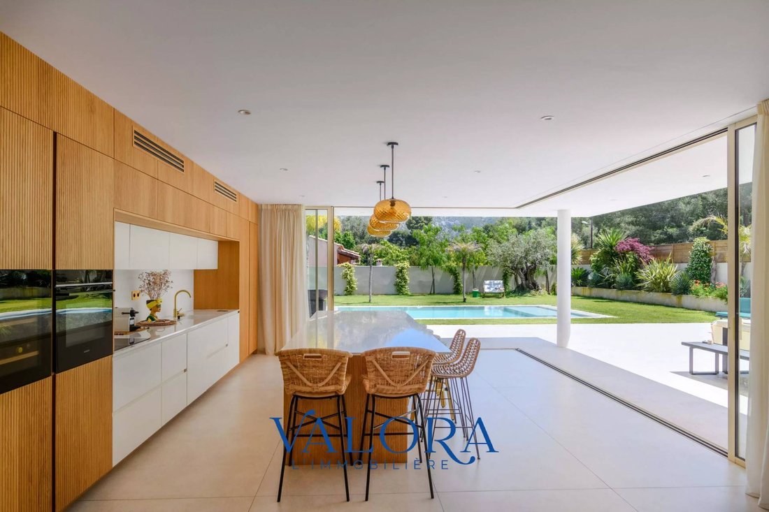 House in Le Redon, Marseille, Provence-Alpes-Côte d'Azur 4 - 18075543