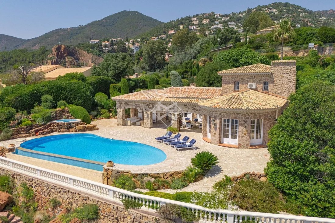 Villa in Théoule-sur-Mer, Provence-Alpes-Côte d'Azur, France 4 - 18661106