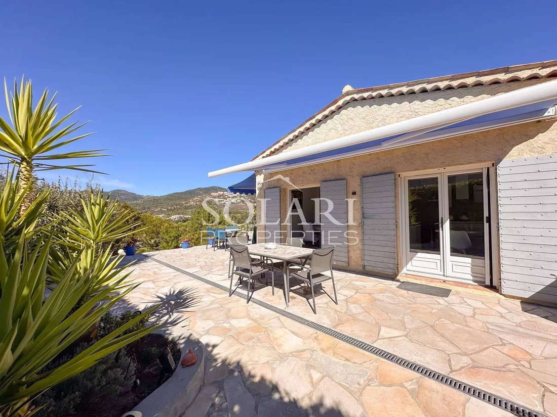 Villa in Mandelieu-la-Napoule, Provence-Alpes-Côte d'Azur, France 5 - 16466834