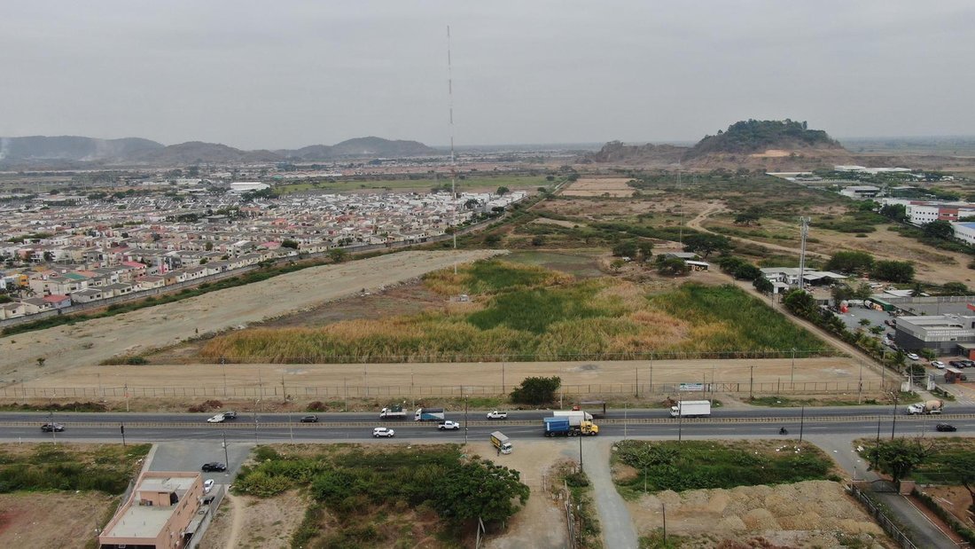 Land in Samborondón, Guayas, Ecuador 2 - 18660177