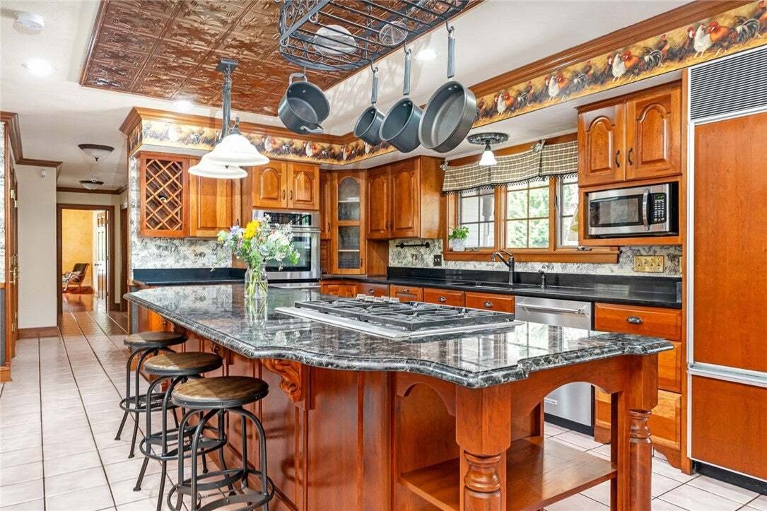 House in South Kingstown, Rhode Island, United States 4 - 18659091