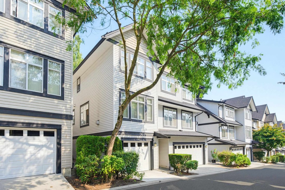 Townhouse in Langley Township, British Columbia, Canada 2 - 18666546