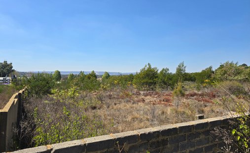 Land in Shere, Gauteng, South Africa 1