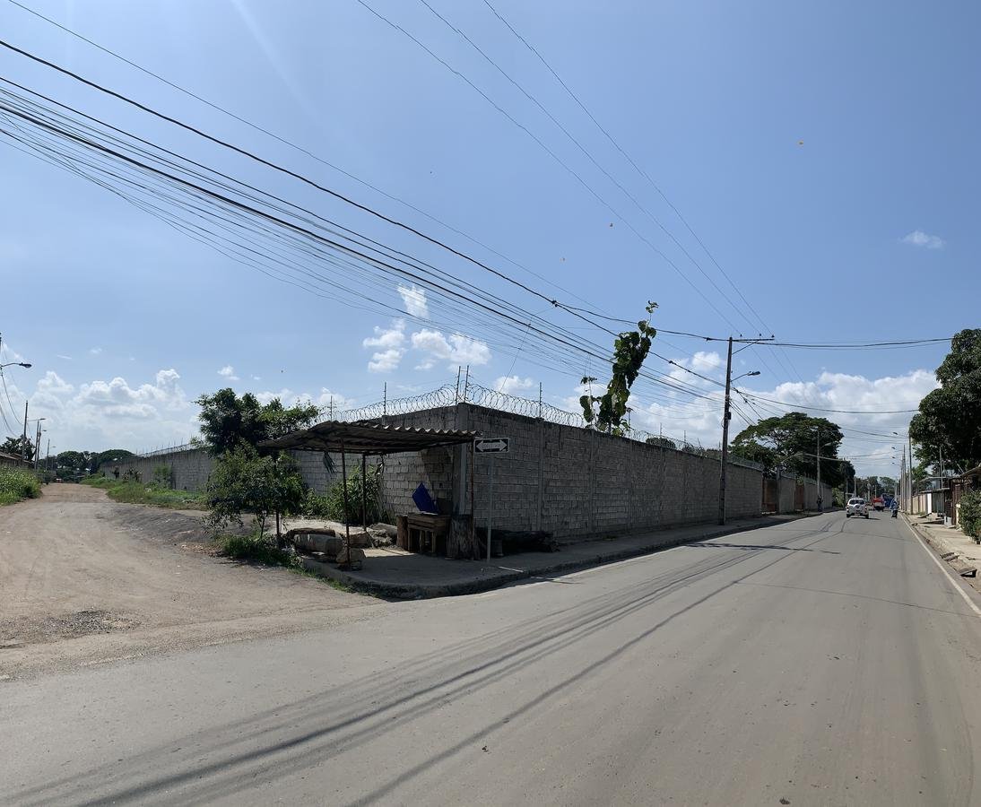 Land in Guayaquil, Guayas, Ecuador 1 - 18660426