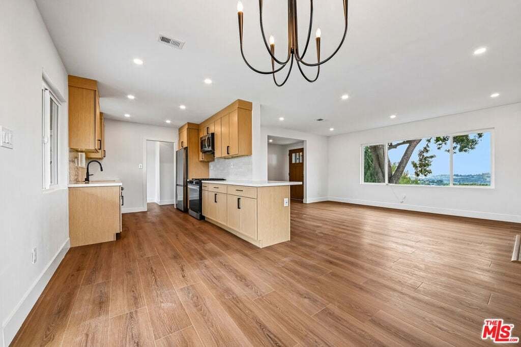 House in Los Angeles, California, United States 2 - 18665737
