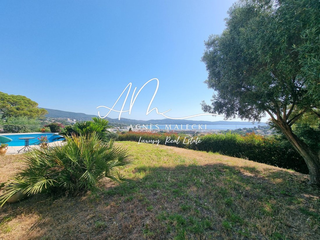 Estate in Nord, Cavalaire-sur-Mer, France 2 - 18254132