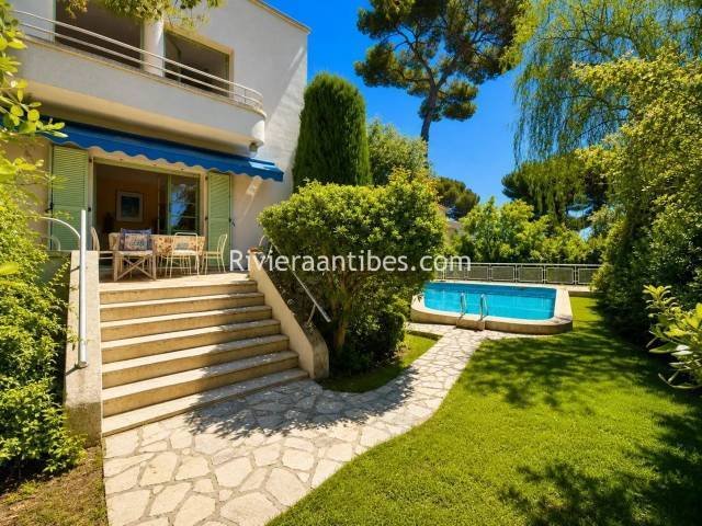 House in Fontmerle, Antibes, France 2 - 15833277