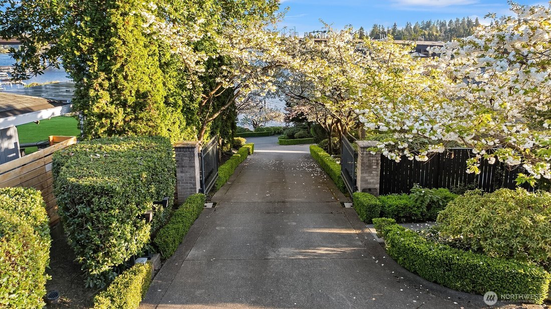 House in Bellevue, Washington, United States 2 - 18671293