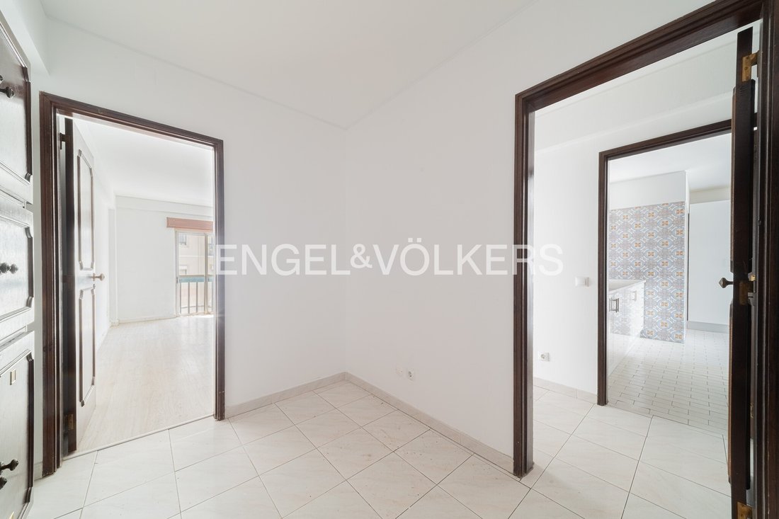 Apartment in Arroios, Lisbon, Portugal 4 - 17575308
