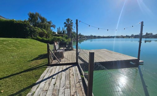 House in Tigre, Buenos Aires Province, Argentina 1
