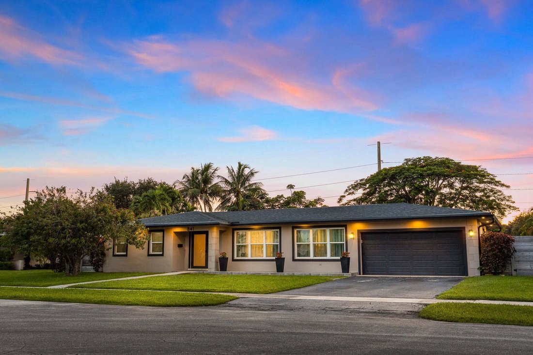 House in Plantation, Florida, United States 1 - 18665795