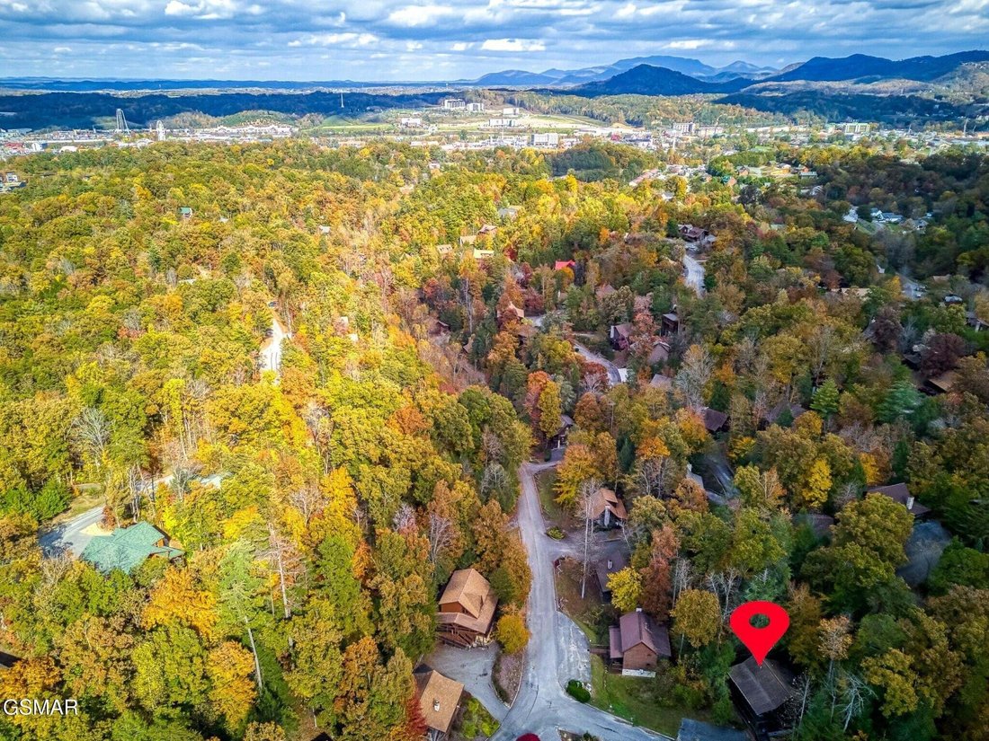 House in Pigeon Forge, Tennessee, United States 2 - 18659545