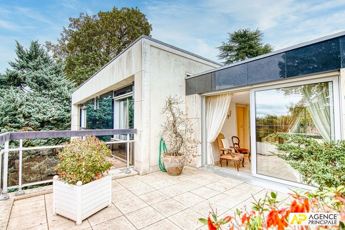 Apartment in Domaine National du Château, Versailles, France 1 - 18660370