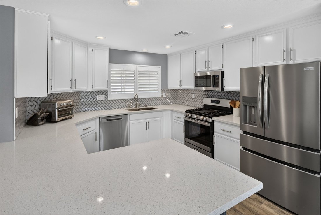 House in North Las Vegas, Nevada, United States 5 - 18660086