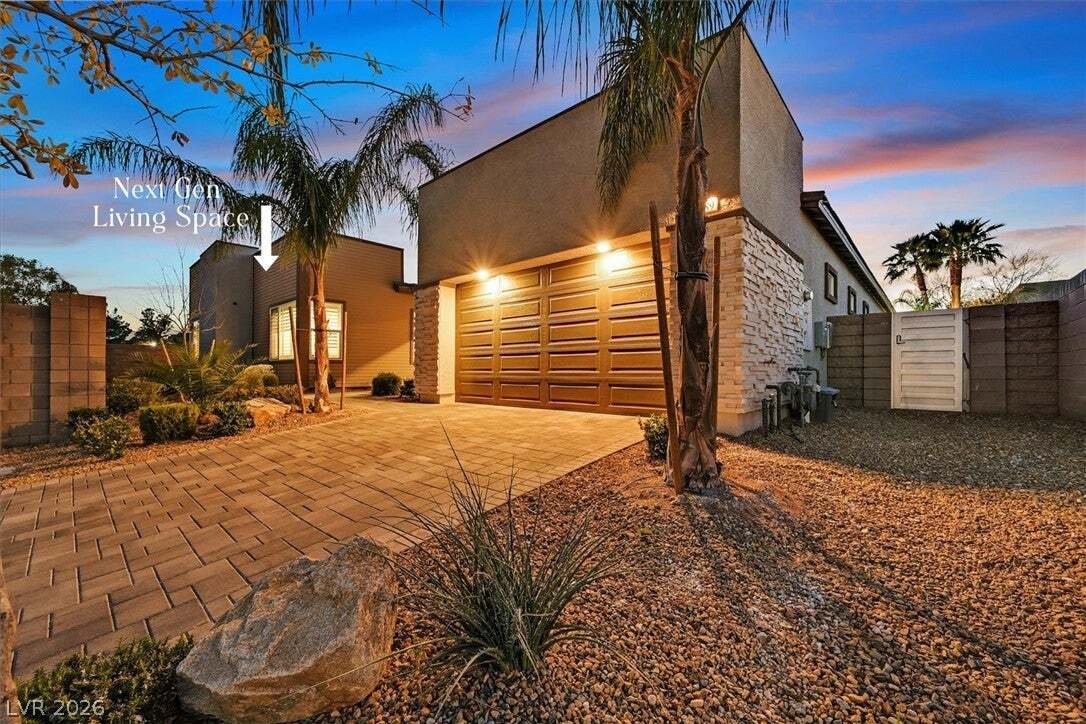 House in Las Vegas, Nevada, United States 1 - 18665998