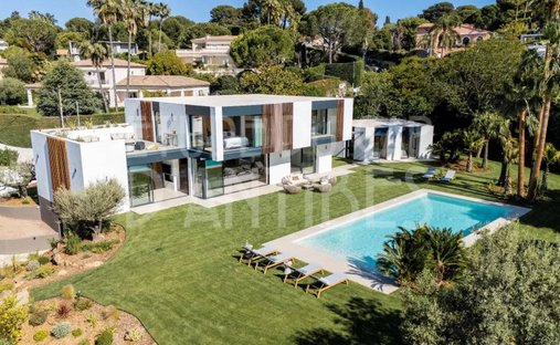 Villa in Les Bastides, Antibes, France 1