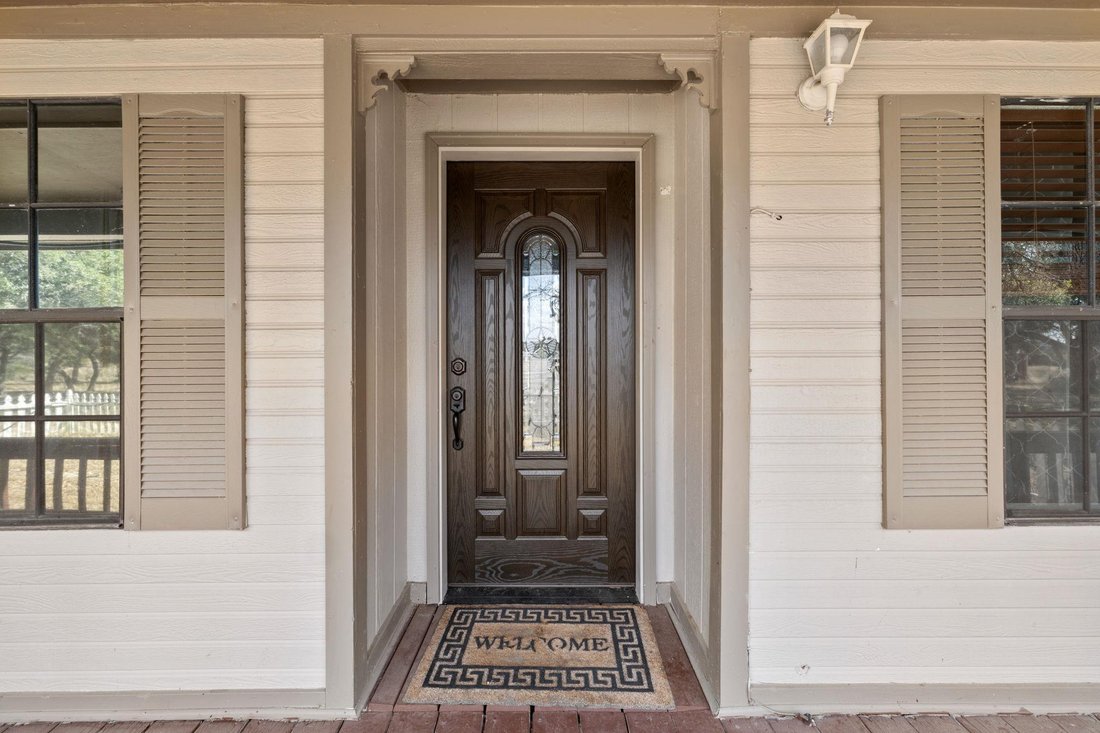 Liberty Hill, Texas, United States 4 - 18669338