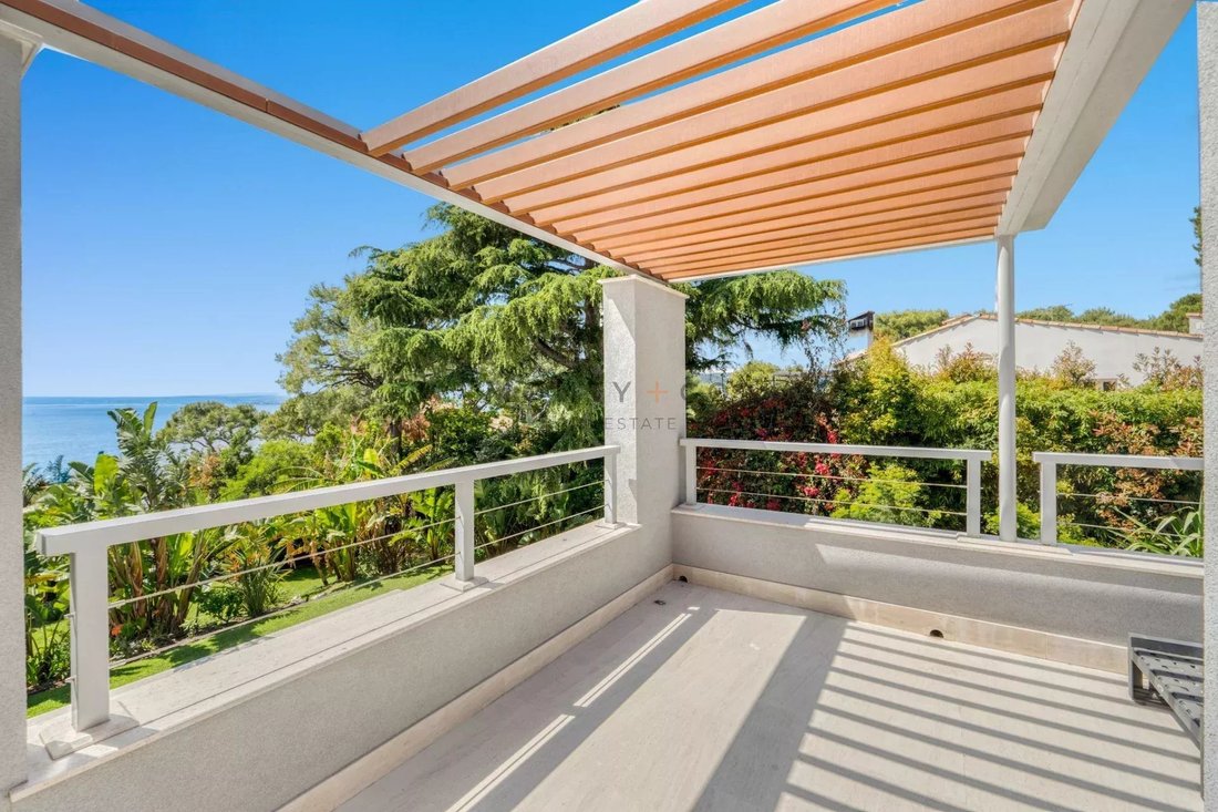 Villa in Saint-Jean-Cap-Ferrat, Provence-Alpes-Côte d'Azur, France 2 - 15654522