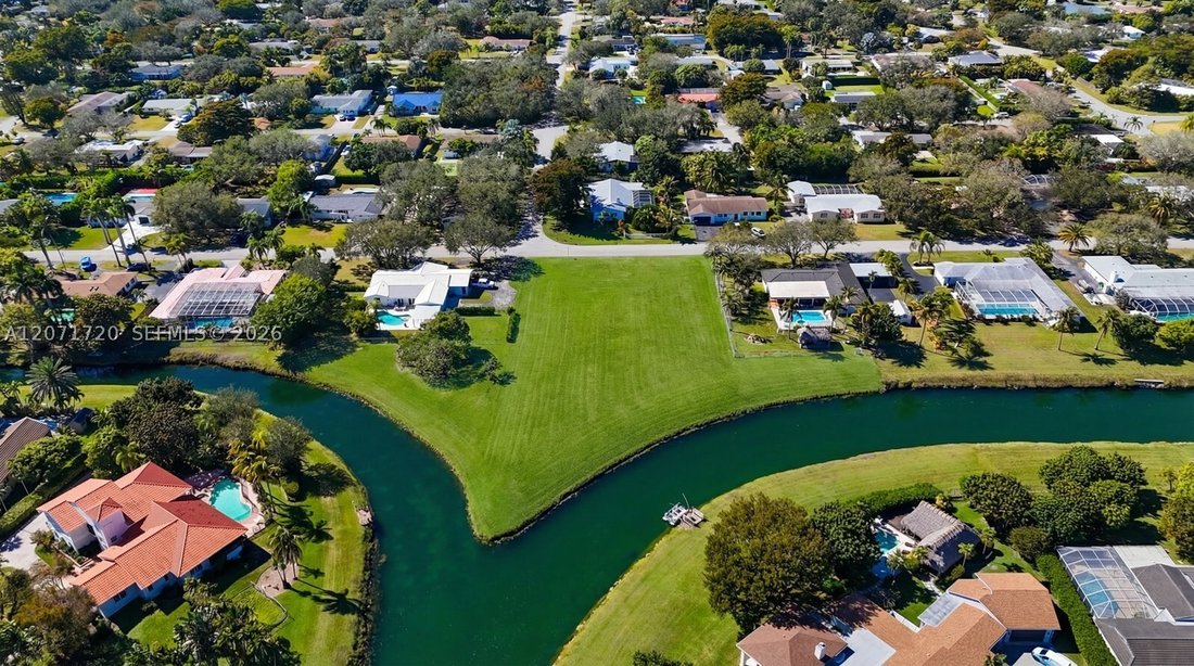 Land in Cutler Bay, Florida, United States 1 - 18666055