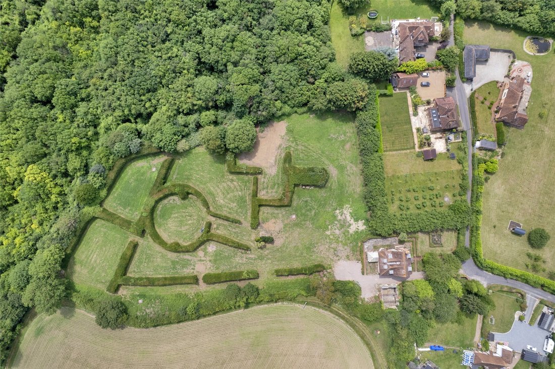 House in Plaxtol, England 2 - 18670829
