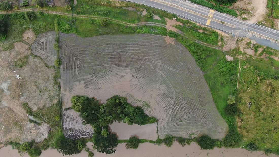 Land in El Condado, Guayas, Ecuador 3 - 18660473