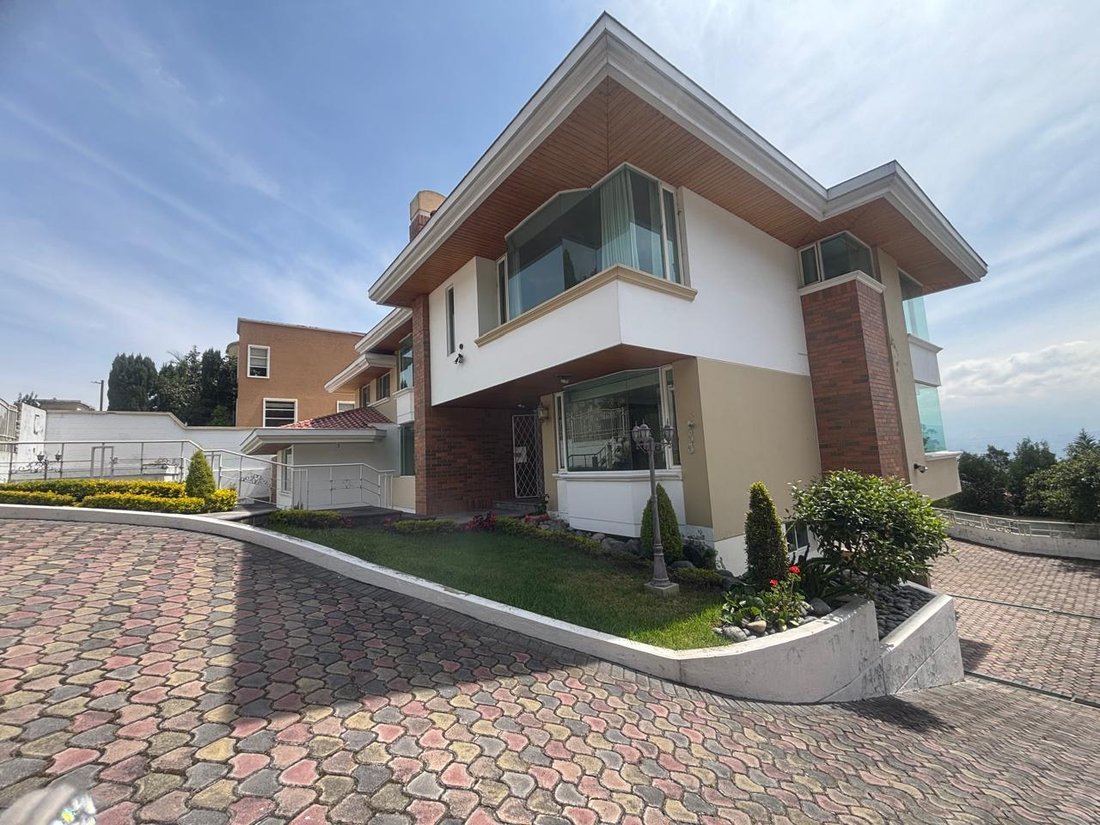 Haus in Quito, Provinz Pichincha, Ecuador 1 - 18661579