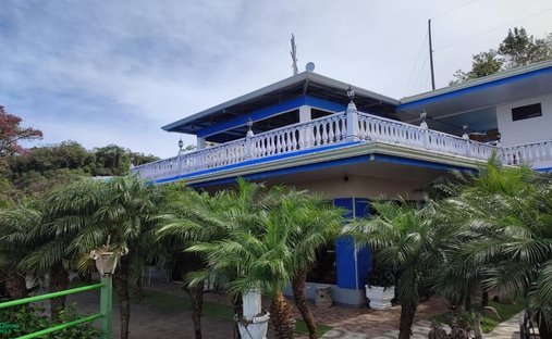 Maison en San Ramón, San Ramón, Costa Rica 1