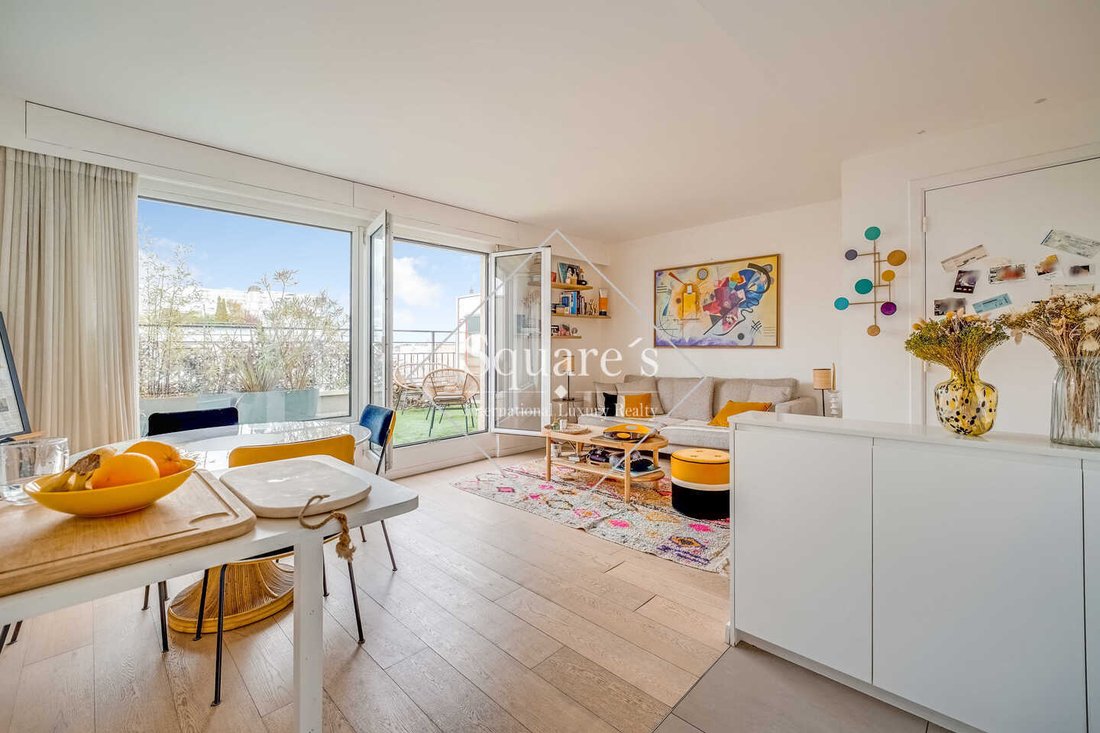 Apartment in Bois de Boulogne, Paris 16e Arrondissement, Paris 2 - 18672575
