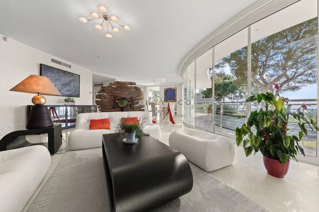 Villa in Saint-Jean-Cap-Ferrat, Provence-Alpes-Côte d'Azur, France 5 - 16094508