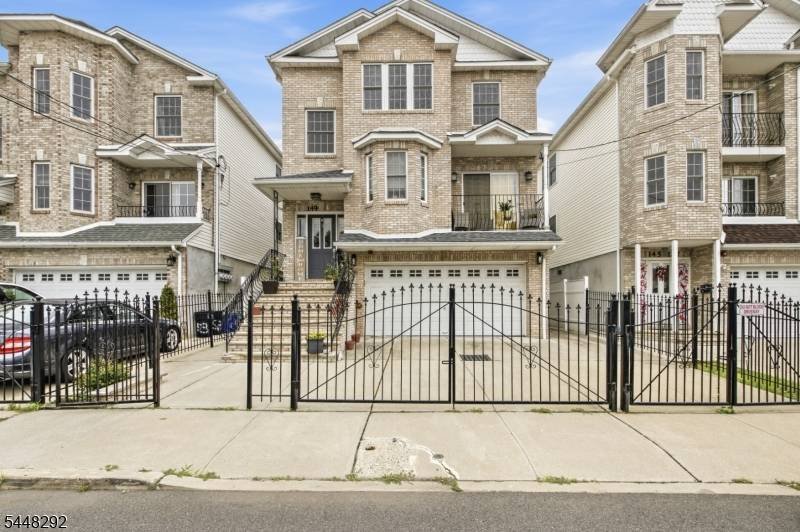 Newark, New Jersey, United States 1 - 18665748