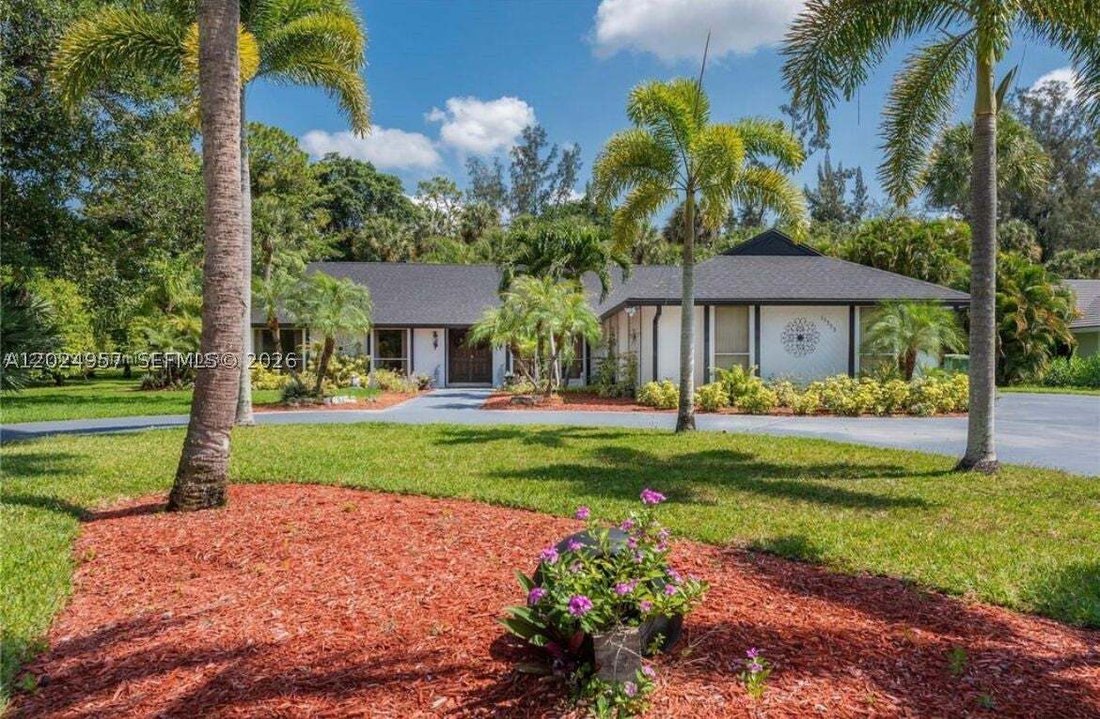 House in Wellington, Florida, United States 3 - 18003422