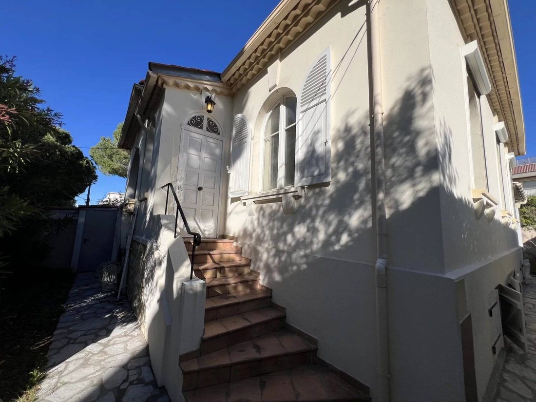Villa en Les Bastides, Antibes, Francia 4 - 17235056
