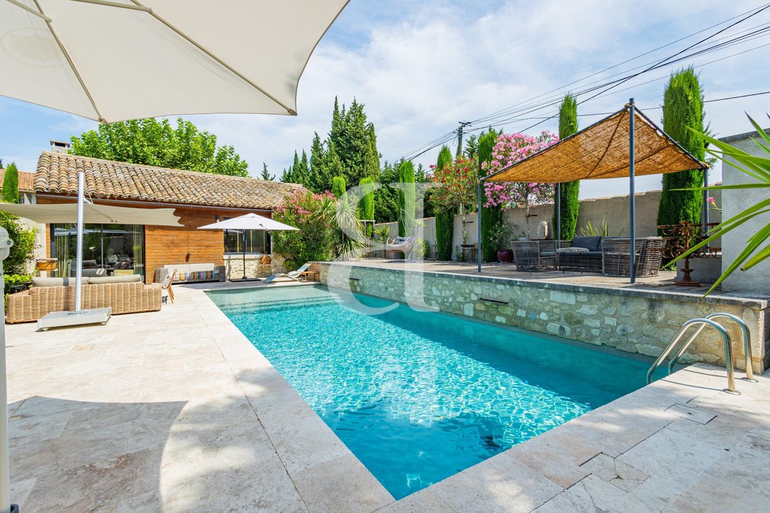 Country House in Saint-Rémy-de-Provence, Provence-Alpes-Côte d'Azur, France 2 - 18665450