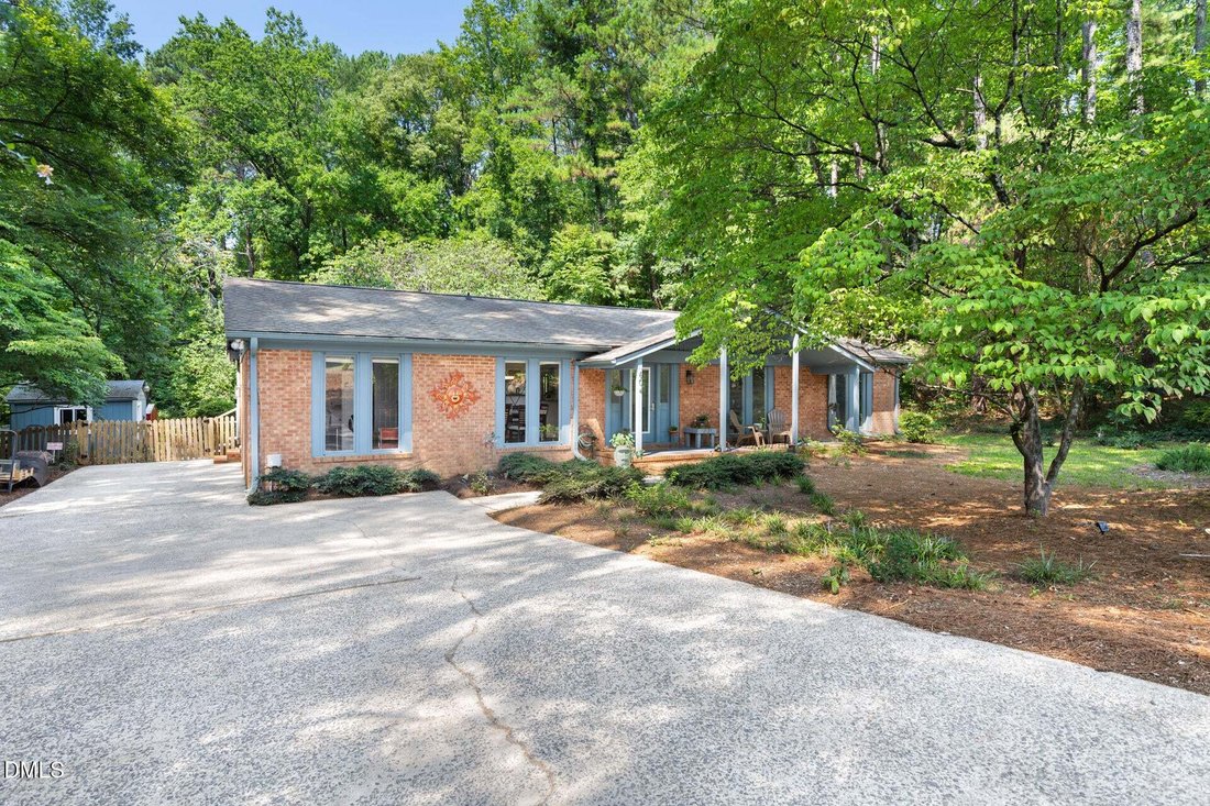 House in Chapel Hill, North Carolina, United States 3 - 18659437
