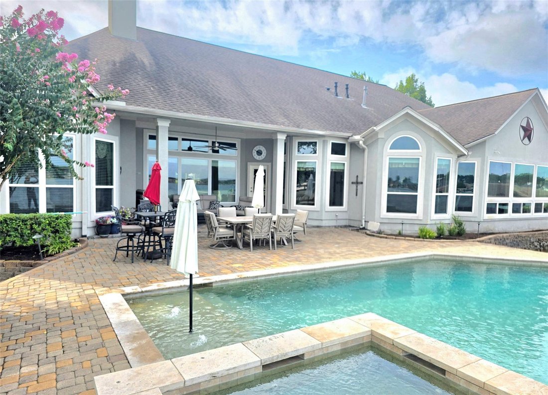 Casa en Conroe, Texas, Estados Unidos 4 - 18666236