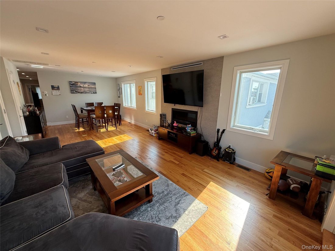 Long Beach, New York, United States 3 - 18672409