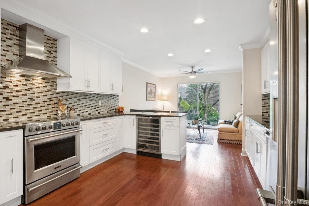 House in Eastchester, New York, United States 4 - 18540820
