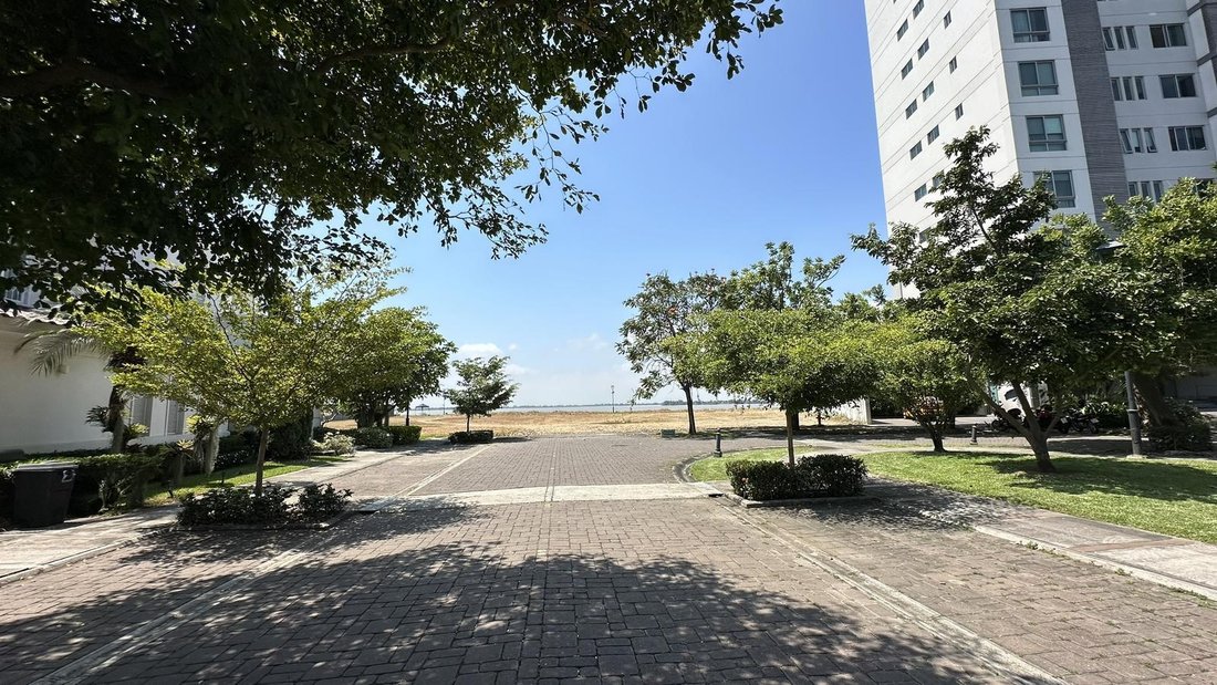 Land in Samborondón, Guayas, Ecuador 1 - 18660427
