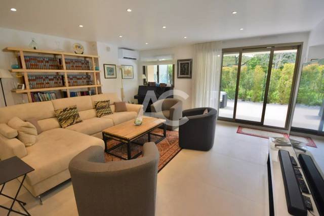 Apartment in Fontmerle, Antibes, France 5 - 16832811