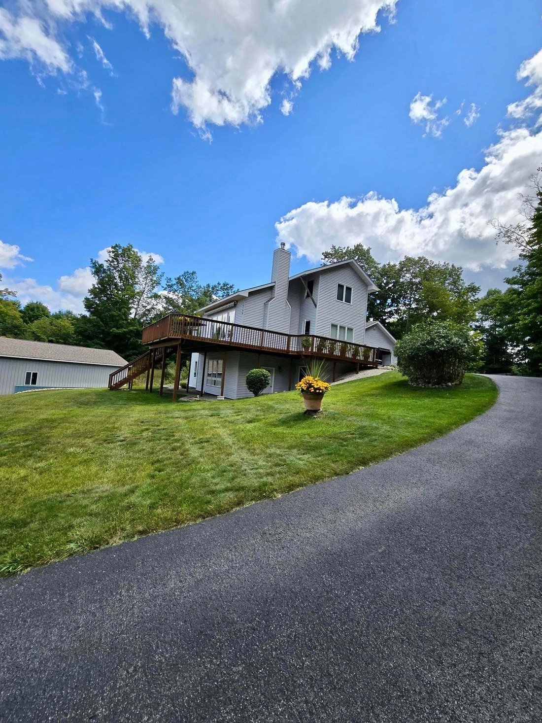 House in Williamsburg, Michigan, United States 2 - 18668899