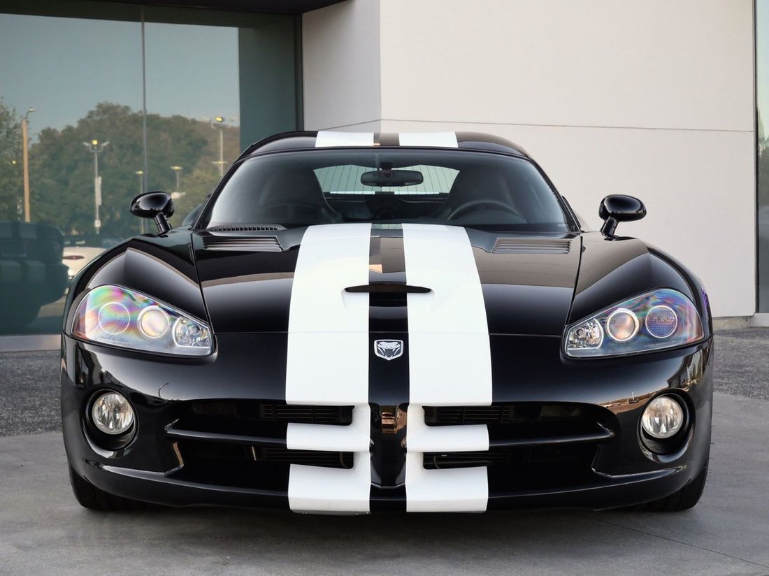 Coupe in Thousand Oaks, CA, United States 2 - 18670931