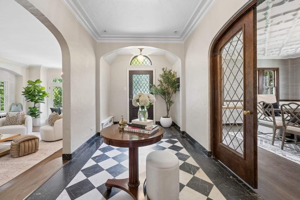 House in Winnetka, Illinois, United States 3 - 18670447